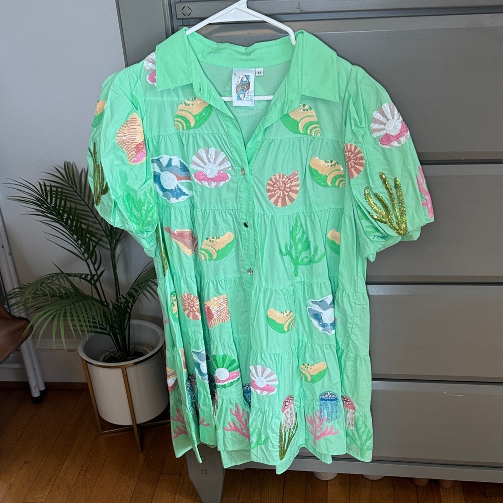 QUEEN OF SPARKLES Mint Green Shirt